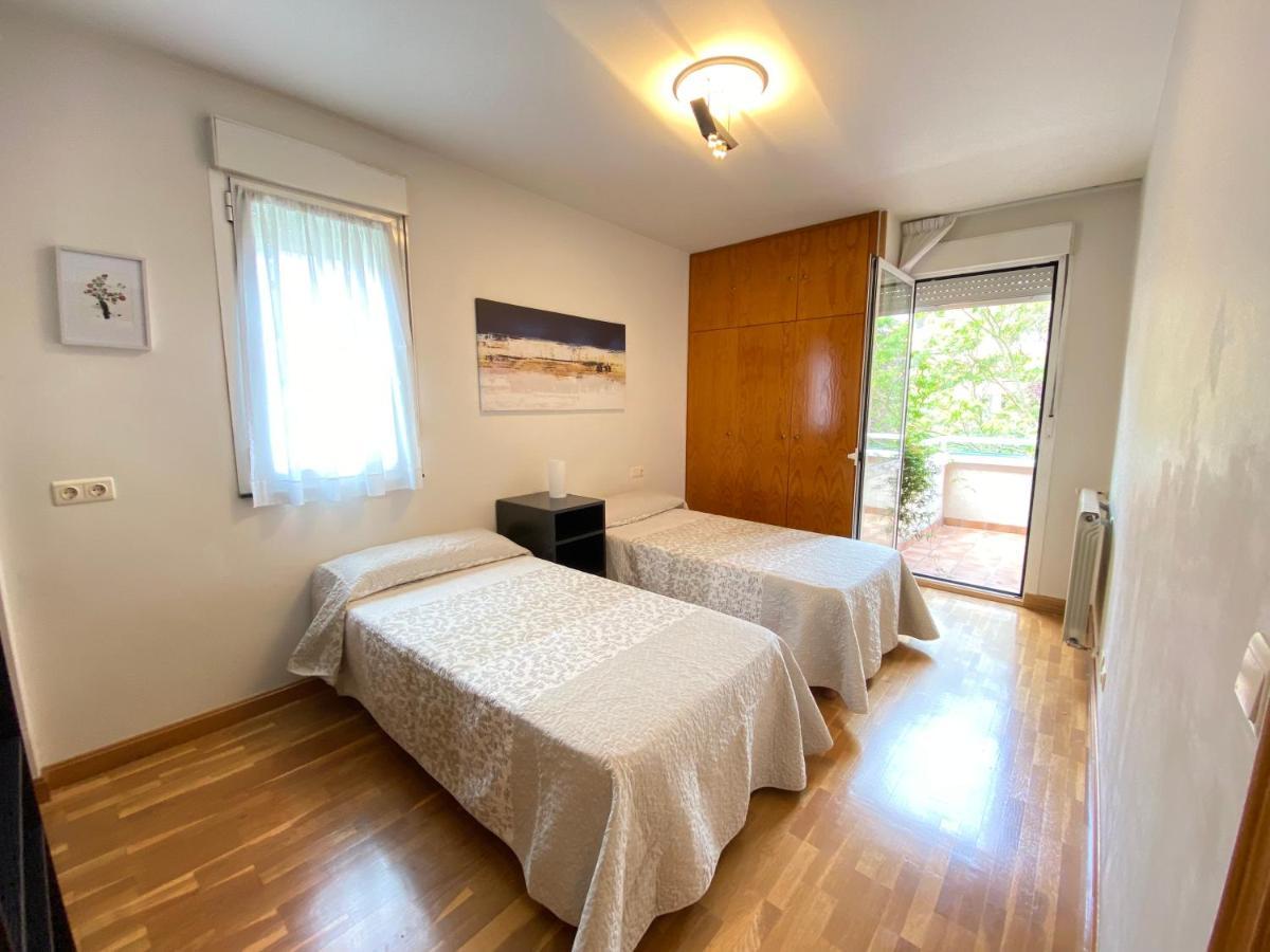 Casa Chalet Jardin Particular Ideal Grupos Y Familias Baranain Ngoại thất bức ảnh